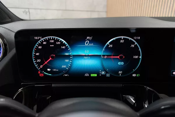 Mercedes-Benz EQA 250 EDITION 1*SoH 97%*TAŽNÉ*ČR - foto 22