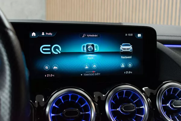 Mercedes-Benz EQA 250 EDITION 1*SoH 97%*TAŽNÉ*ČR - foto 34