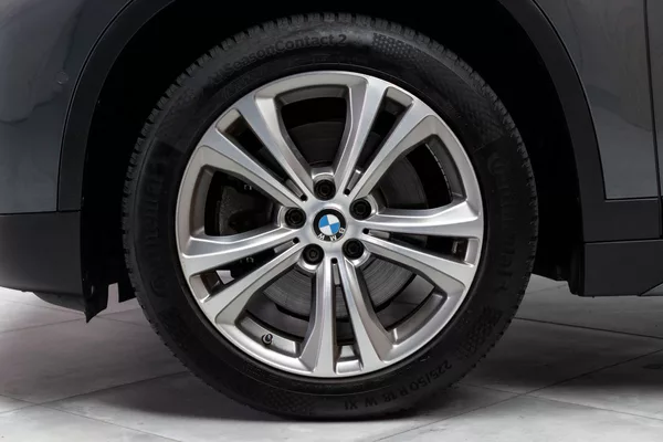 BMW X1 xDrive20d Sport Line*HEAD-UP* - foto 33