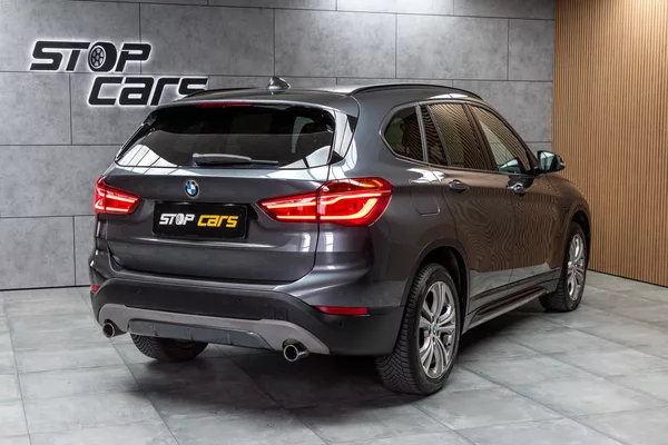 BMW X1 xDrive20d Sport Line*HEAD-UP* - foto 6