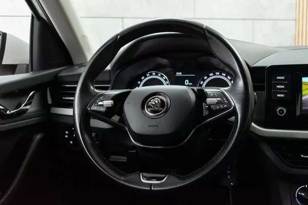 Škoda Scala 1.6 TDI SmartLink+*DPH*ČR 1.M* - foto 16
