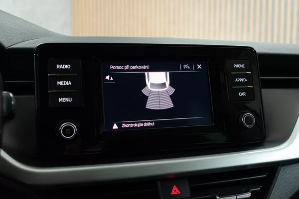 Škoda Scala 1.6 TDI SmartLink+*DPH*ČR 1.M* - foto 23