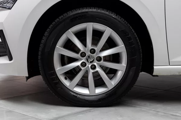 Škoda Scala 1.6 TDI SmartLink+*DPH*ČR 1.M* - foto 31