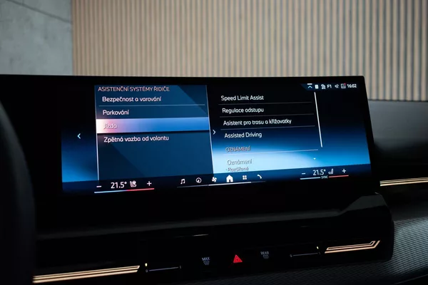 BMW Řada 5 540d xDrive ///M*ZÁRUKA*ČR 1.M - foto 39