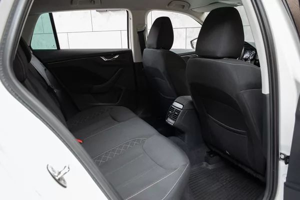 Škoda Scala 1.6 TDI DRIVE 125 YEARS*ČR 1.M - foto 13