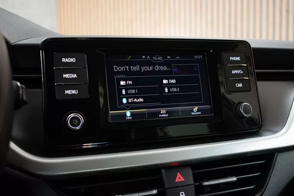 Škoda Scala 1.6 TDI DRIVE 125 YEARS*ČR 1.M - foto 22