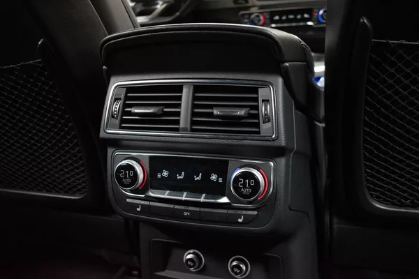 Audi SQ7 4.0 TDI PPF*TAŽNÉ*N.TOPENÍ*ČR* - foto 14