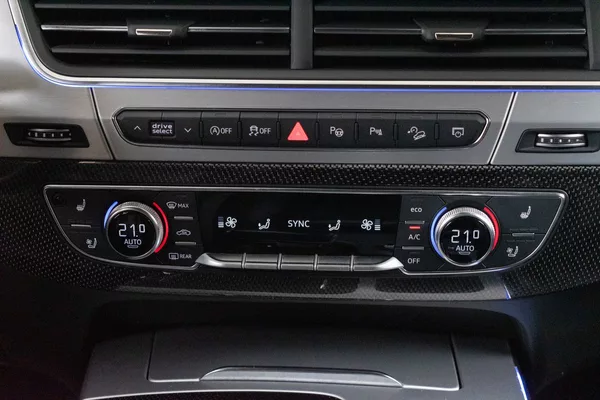 Audi SQ7 4.0 TDI PPF*TAŽNÉ*N.TOPENÍ*ČR* - foto 28