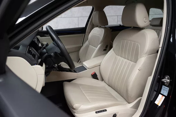 Škoda Superb 2.0 TSI 206kW L&K 4x4*TAŽNÉ*ČR - foto 11