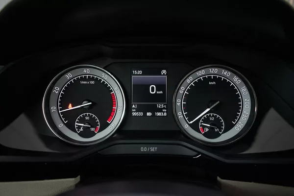 Škoda Superb 2.0 TSI 206kW L&K 4x4*TAŽNÉ*ČR - foto 26