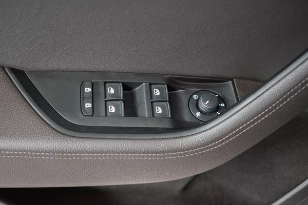 Škoda Superb 2.0 TDI L&K*2xKOLA*DSG*ACC*ČR* - foto 19