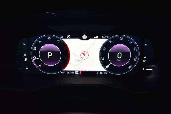 Škoda Superb 2.0 TDI L&K*2xKOLA*DSG*ACC*ČR* - foto 24