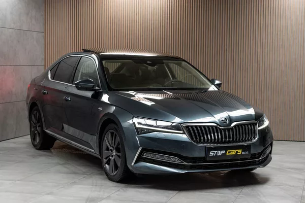 Škoda Superb 2.0 TDI L&K*2xKOLA*DSG*ACC*ČR* - foto 3
