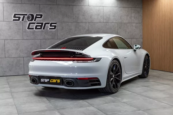 Porsche 911 992 CARRERA 4*BLACK PAKET*DPH* - foto 6