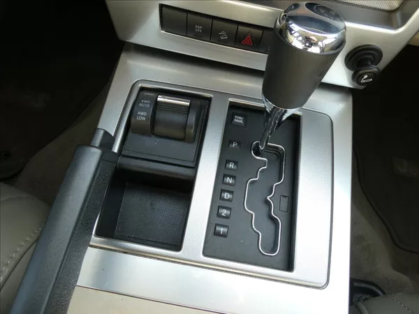Jeep Cherokee 3,7 L 151kW 4x4, automat - foto 24