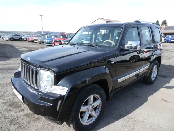Jeep Cherokee 3,7 L 151kW 4x4, automat - foto 3