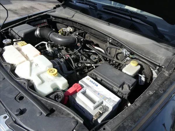 Jeep Cherokee 3,7 L 151kW 4x4, automat - foto 31