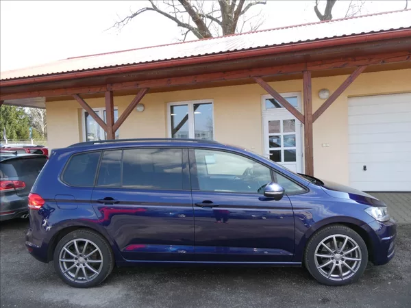 Volkswagen Touran 1,2 TSi 81kW 7.míst, NAVI - foto 12