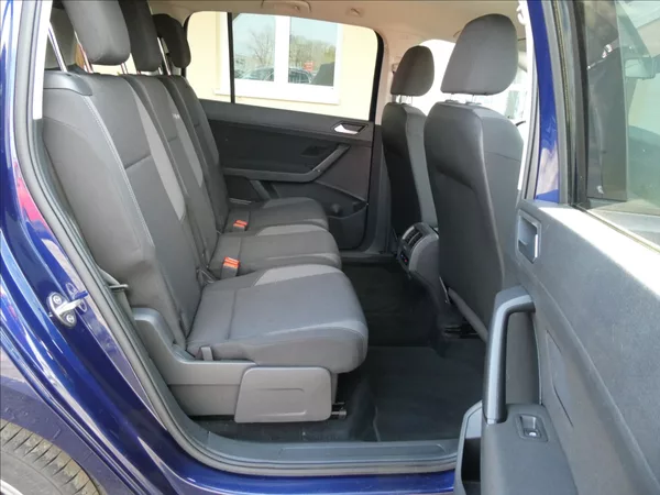 Volkswagen Touran 1,2 TSi 81kW 7.míst, NAVI - foto 28