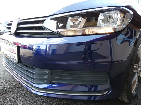 Volkswagen Touran 1,2 TSi 81kW 7.míst, NAVI - foto 4