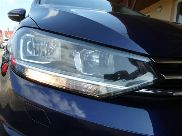 Volkswagen Touran 1,2 TSi 81kW 7.míst, NAVI - foto 5
