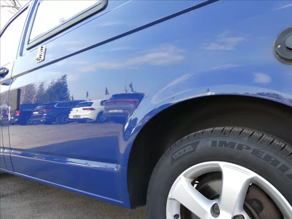 Volkswagen T5 California 2,5 TDi 96kW obytný vůz - foto 15