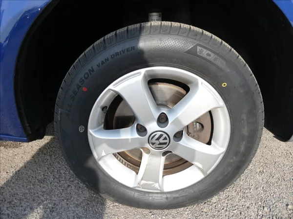 Volkswagen T5 California 2,5 TDi 96kW obytný vůz - foto 18