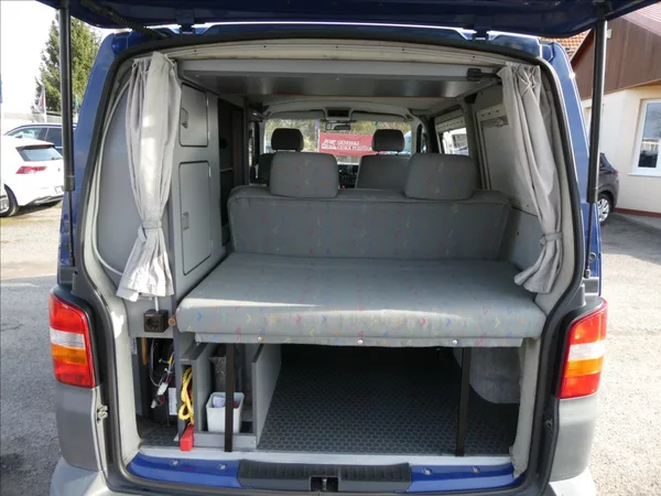 Volkswagen T5 California 2,5 TDi 96kW obytný vůz - foto 19
