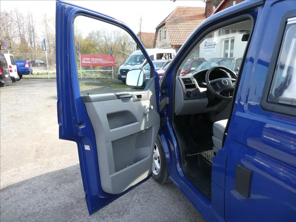 Volkswagen T5 California 2,5 TDi 96kW obytný vůz - foto 24