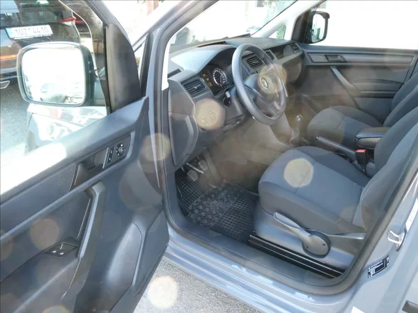 Volkswagen Caddy 2,0 TDi Basis,po rozvodech,TOP - foto 15