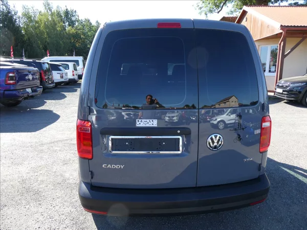 Volkswagen Caddy 2,0 TDi Basis,po rozvodech,TOP - foto 8
