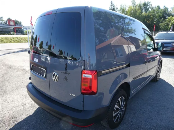Volkswagen Caddy 2,0 TDi Basis,po rozvodech,TOP - foto 9