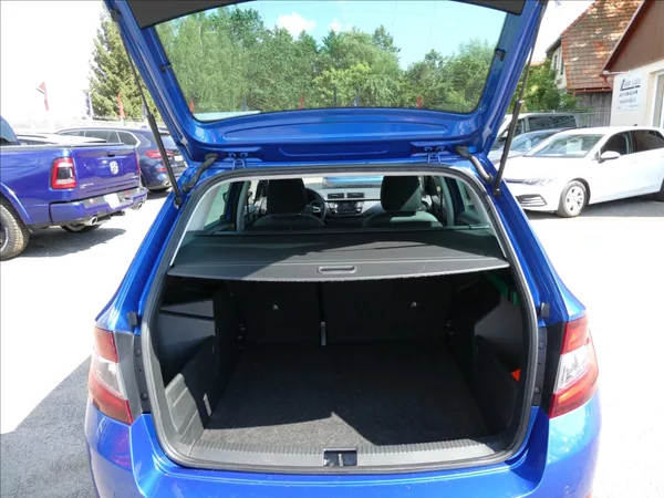 Škoda Fabia 1,0 TSi 70kW STYLE, ČR - foto 17