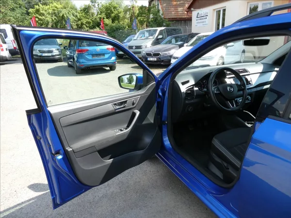 Škoda Fabia 1,0 TSi 70kW STYLE, ČR - foto 20