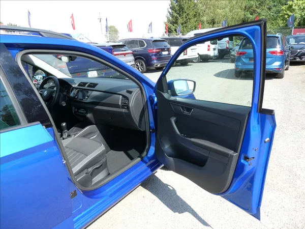 Škoda Fabia 1,0 TSi 70kW STYLE, ČR - foto 24