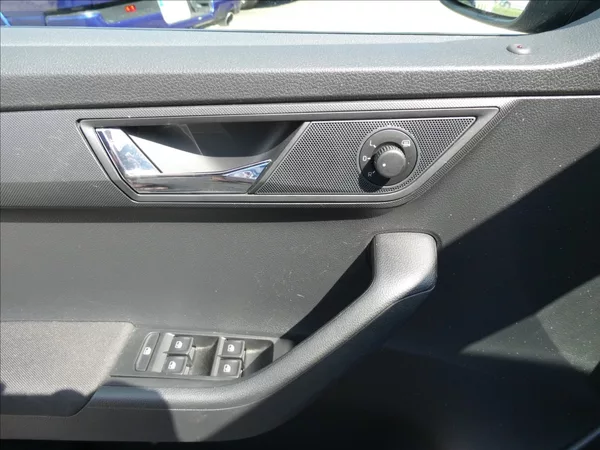 Škoda Fabia 1,0 TSi 70kW STYLE, ČR - foto 32