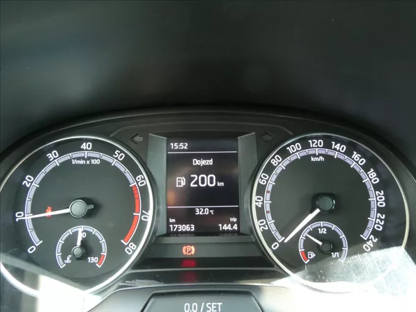 Škoda Fabia 1,0 TSi 70kW STYLE, ČR - foto 35