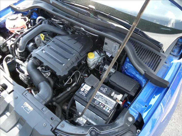 Škoda Fabia 1,0 TSi 70kW STYLE, ČR - foto 39