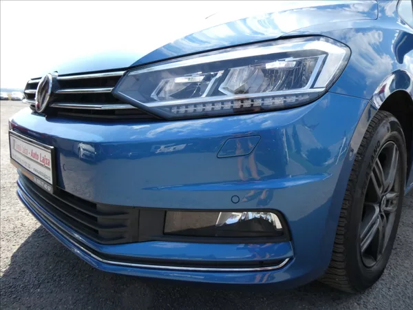 Volkswagen Touran 1,4 TSi 110kW DSG,LED,serviska - foto 4