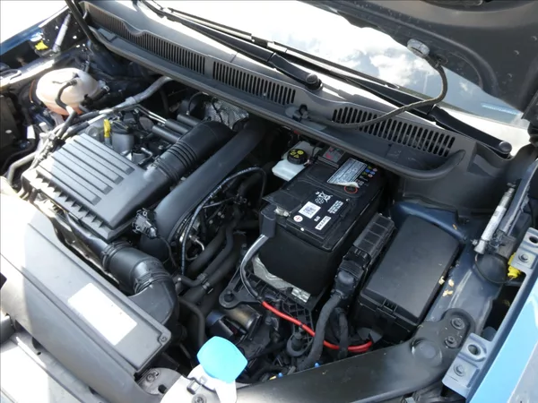 Volkswagen Touran 1,4 TSi 110kW DSG,LED,serviska - foto 45