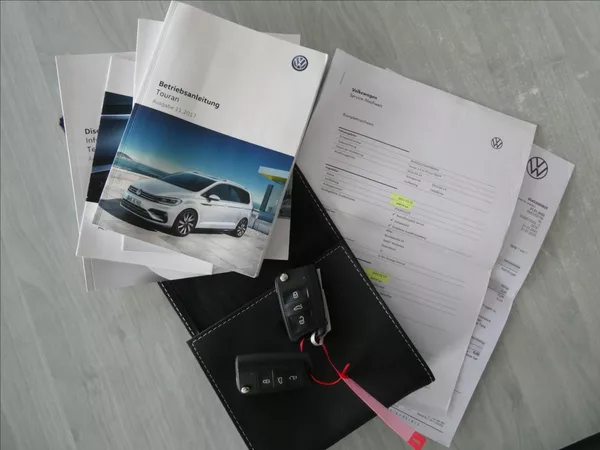 Volkswagen Touran 1,4 TSi 110kW DSG,LED,serviska - foto 46