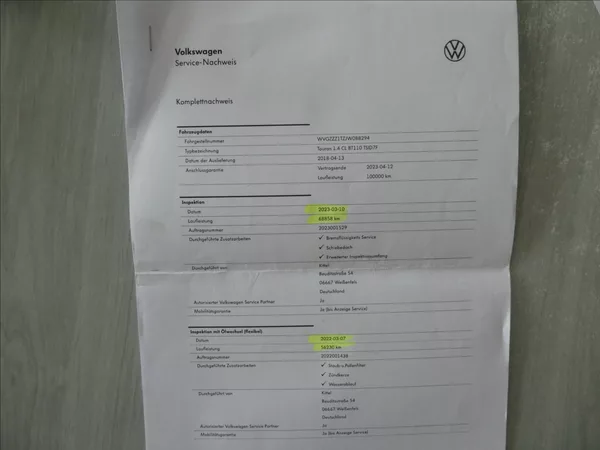 Volkswagen Touran 1,4 TSi 110kW DSG,LED,serviska - foto 47