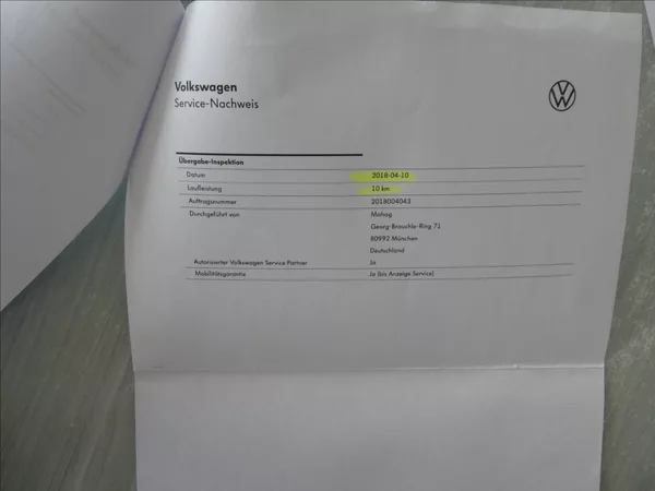 Volkswagen Touran 1,4 TSi 110kW DSG,LED,serviska - foto 49