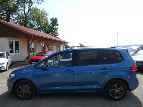 Volkswagen Touran 1,4 TSi 110kW DSG,LED,serviska - foto 6