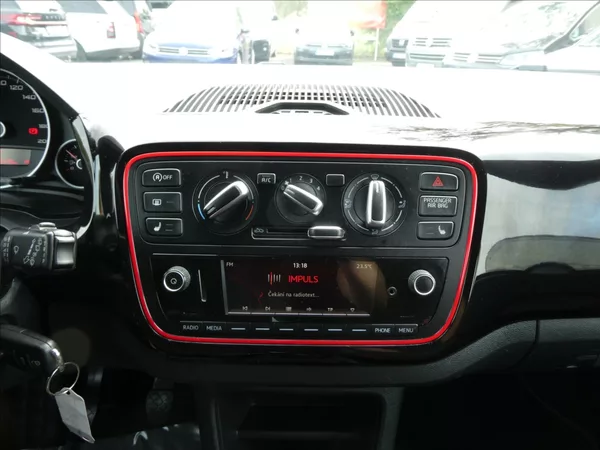 Seat Mii 1,0 MPi 55kW FR line 1.MAJITEL - foto 27