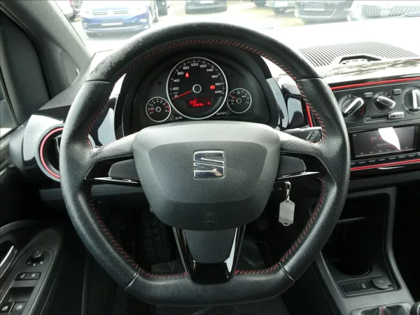 Seat Mii 1,0 MPi 55kW FR line 1.MAJITEL - foto 28
