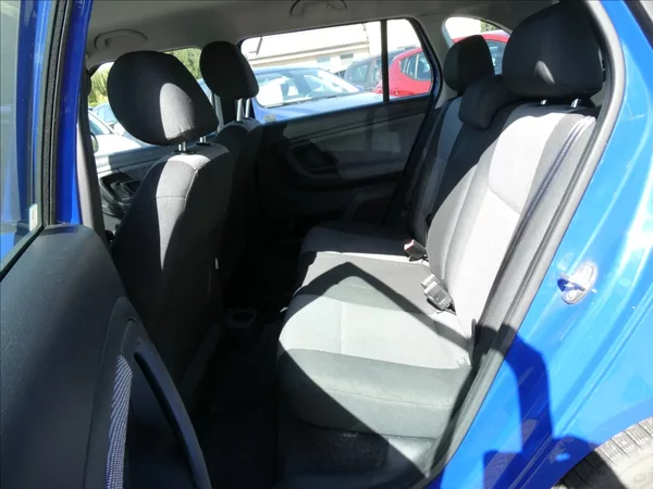 Škoda Fabia 1,2 HTP klimatizace - foto 14