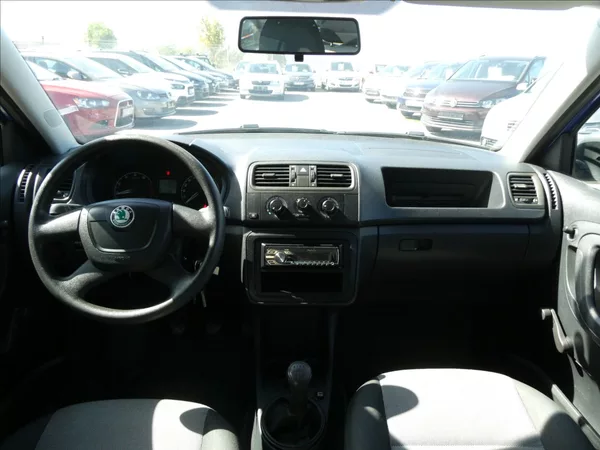 Škoda Fabia 1,2 HTP klimatizace - foto 19