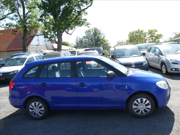 Škoda Fabia 1,2 HTP klimatizace - foto 8
