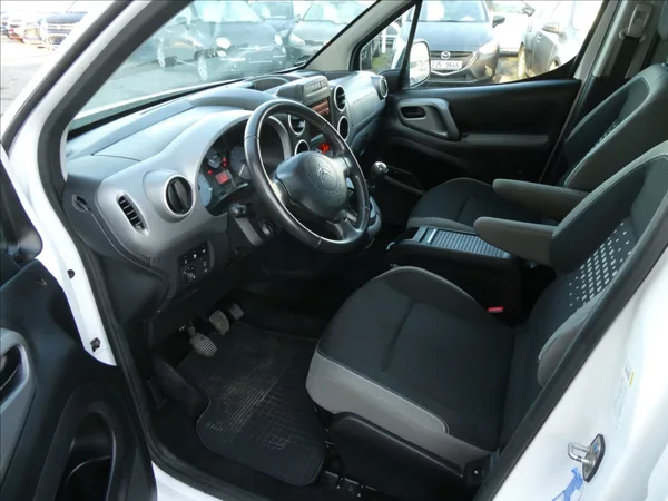Citroën Berlingo 1,2 PT 81kW Multispace Panoram - foto 17